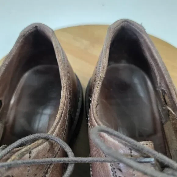 Allen Edmonds Neumok Brown Leather Cap Toe Shoes Sz 9.5D  display picture 2